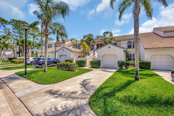Ryder Cup Villas, 602 Ryder Cup Cir S, Palm Beach Gardens, Florida 33418, image 1