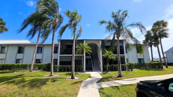 The Palm Club, 1005 Green Pine Blvd #E1, West Palm Beach, Florida 33409, image 1