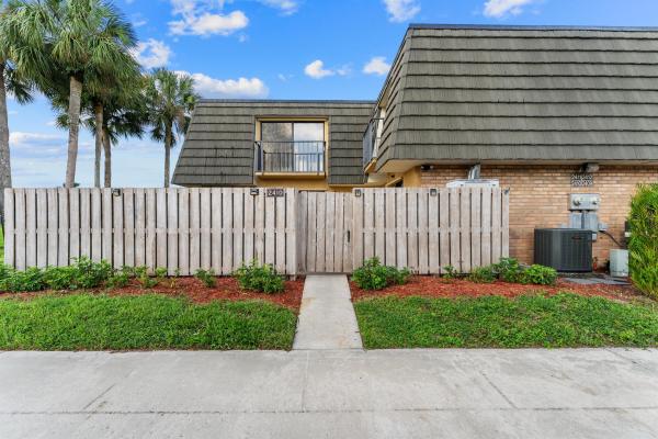 Village Of Sandalwood Lakes, 2410 24th Way, West Palm Beach, Florida 33407, image 1