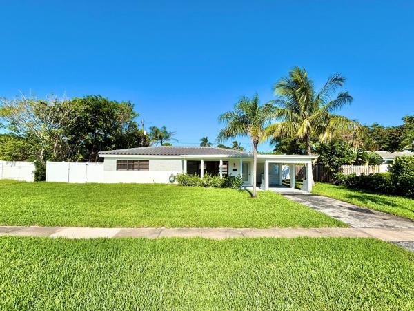 Winfield Park, 2201 NE 5th Ave, Boca Raton, Florida 33431, image 1