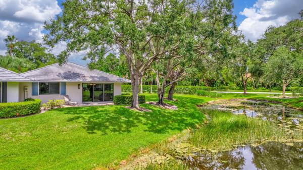 Club Cottages, 908 Club Dr, Palm Beach Gardens, Florida 33418, image 1