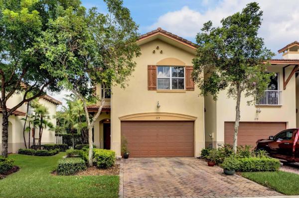 Colony Palms, 117 E Prive Cir, Delray Beach, Florida 33445, image 1