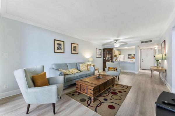 Boca Bayou, 8 Royal Palm Way 6040, Boca Raton, Florida 33432, image 1