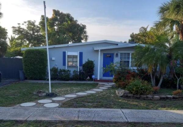 Kelsey City, 919 Laurel Dr, Lake Park, Florida 33403, image 1