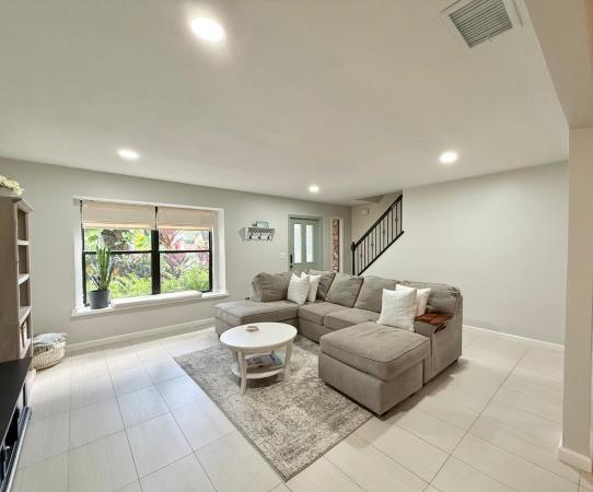 Town Oaks, 1088 Raintree Dr, Palm Beach Gardens, Florida 33410, image 1