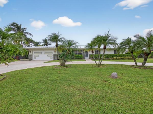 Lake Clarke Isle, 1401 Alpha Ct, Lake Clarke Shores, Florida 33406, image 1
