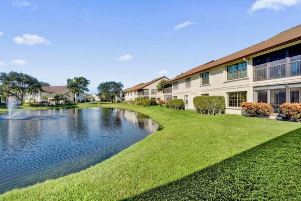 3373 Jog Park Dr, Greenacres, Florida 33467, image 1