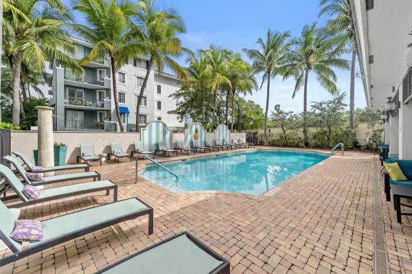 Pineapple Grove Village, 255 NE 3rd Ave #2401, Delray Beach, Florida 33444, image 1