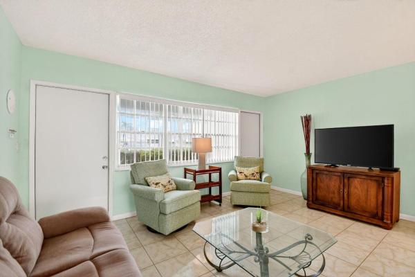 Maybury Mansions, 5203 NE 24th Ter #B-105, Fort Lauderdale, Florida 33308, image 1