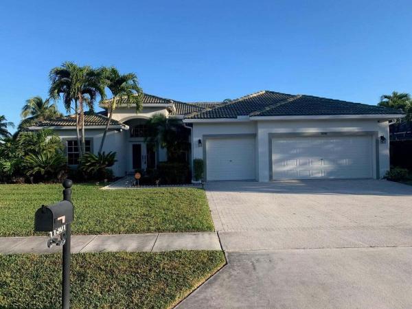 Emerald Bay, 11301 Edgewater Cir, Wellington, Florida 33414, image 1