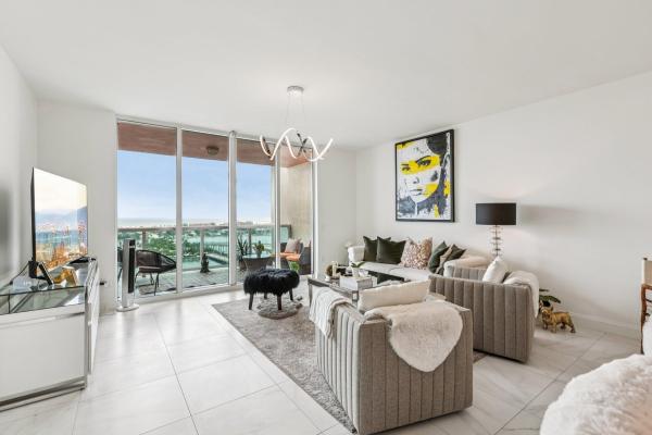 Marina Grande Club & Residences, 2640 Lake Shore Dr #2008, Riviera Beach, Florida 33404, image 1