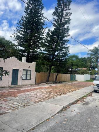 Lakeview Ridge, 818 Briggs St, West Palm Beach, Florida 33405, image 1