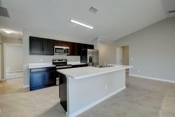 131 SW Pisces Ter, Port St. Lucie, Florida 34984, image 3