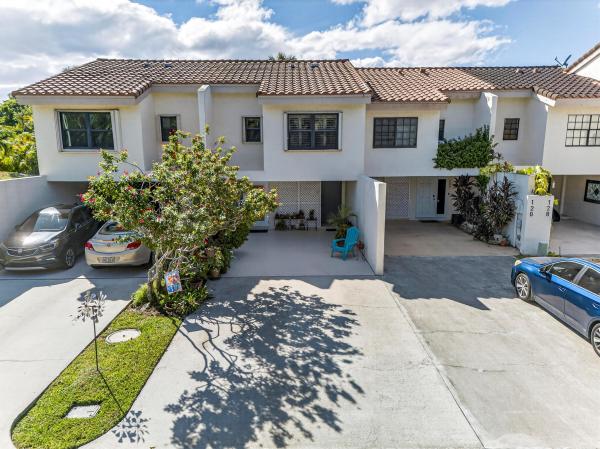 Coquina Lakes, 112 NW 45th Ave, Deerfield Beach, Florida 33442, image 1