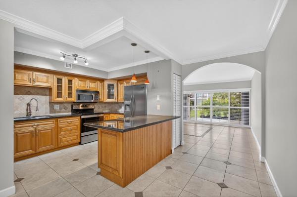 Royale Harbour Of North Palm Beach, 382 Golfview Rd #C, North Palm Beach, Florida 33408, image 1