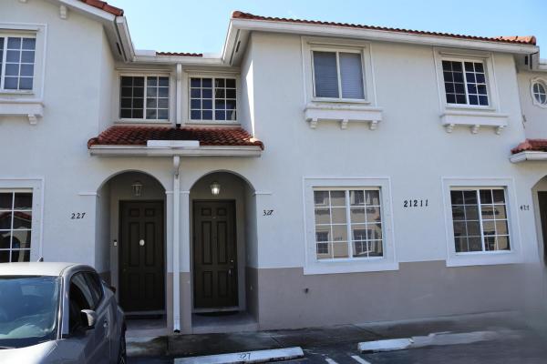 21211 NW 14th Pl #3-27, Miami, Florida 33169, image 1
