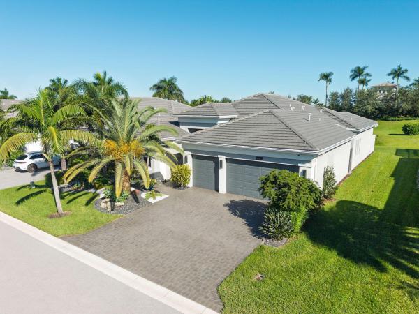 Valencia Sound, 9249 Seahorse Bay Dr, Boynton Beach, Florida 33473, image 1