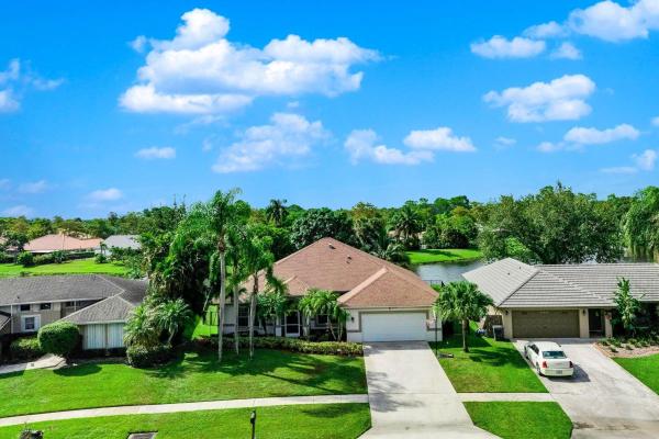 Sugar Pond Manor, 13935 Geranium Pl, Wellington, Florida 33414, image 1