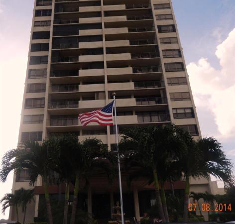 The Palm Beach House, 5600 N Flagler Dr #1110, West Palm Beach, Florida 33407, image 1