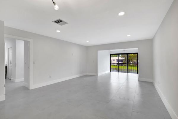 Greens Of Boca Lago, 7898 Eastlake Dr, Boca Raton, Florida 33433, image 3