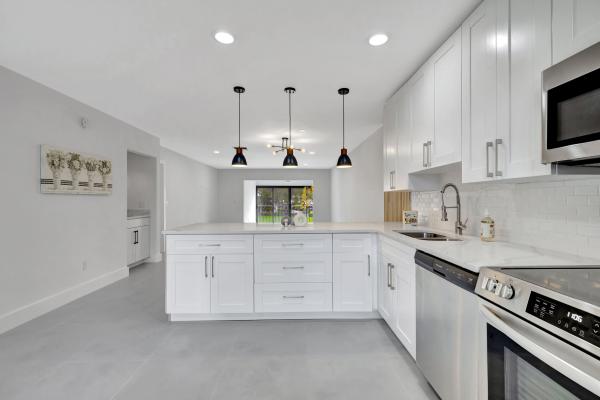 Greens Of Boca Lago, 7898 Eastlake Dr, Boca Raton, Florida 33433, image 2
