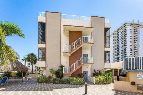 Allington Towers South, 1600 S Ocean Dr #7H, Hollywood, Florida 33019, image 1