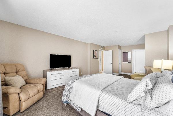 Allington Towers South, 1600 S Ocean Dr #7H, Hollywood, Florida 33019, image 3