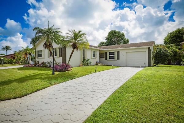Lucerne Homes East, 6298 Summer Sky Ln, Greenacres, Florida 33463, image 1