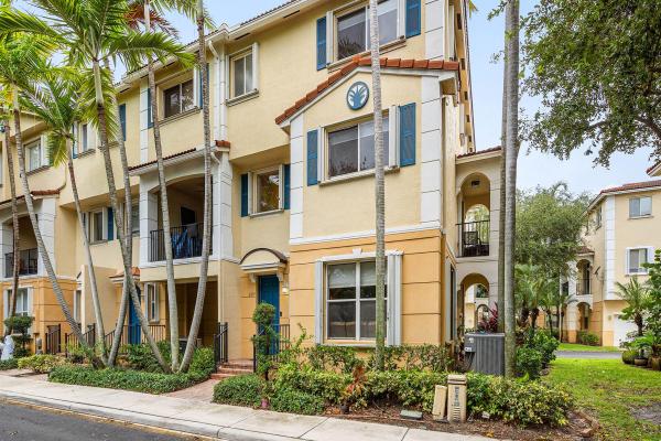 Parkside Square, 2897 S Greenleaf Cir, Boynton Beach, Florida 33426, image 1