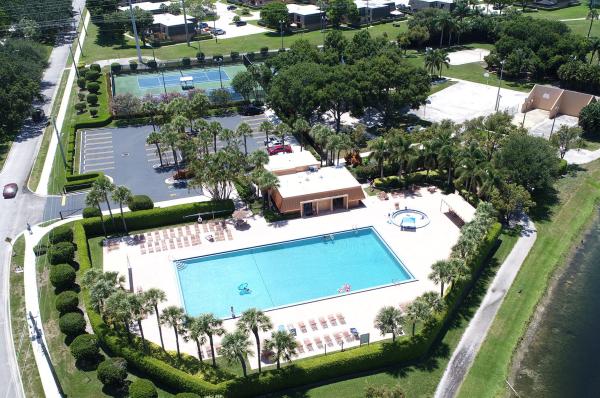 Bear Island, 960 Bear Island Cir, West Palm Beach, Florida 33409, image 1