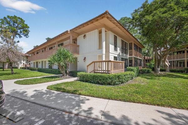 113 Brackenwood Rd, Palm Beach Gardens, Florida 33418, image 1