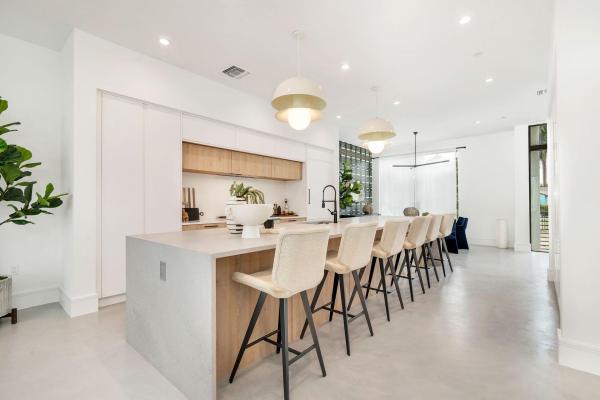 Park Central, 1975 Dock St, West Palm Beach, Florida 33401, image 1