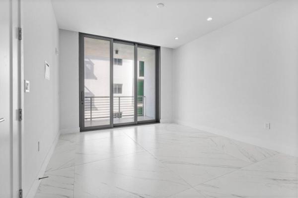 Royal Palm Residences, 495 E Royal Palm Rd #402, Boca Raton, Florida 33432, image 3