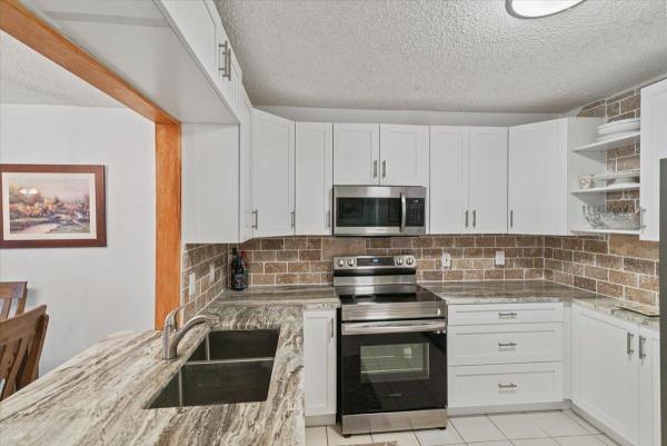 Town Villas At Moon Lake, 9244 Flynn Cir #2, Boca Raton, Florida 33496, image 1
