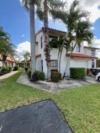 Wellington Place, 13501 Fountain View Blvd, Wellington, Florida 33414, image 1