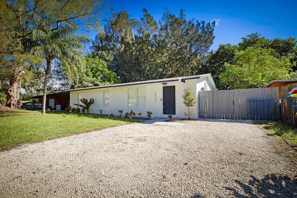 Lauderdale Villas, 1800 NW 14th Ave, Fort Lauderdale, Florida 33311, image 1