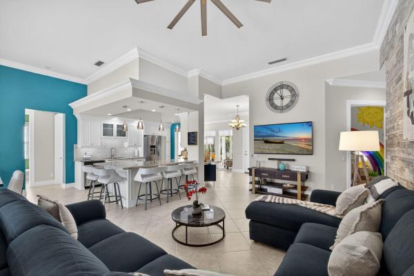 Carleton Oaks, 8840 Oldham Way, Palm Beach Gardens, Florida 33412, image 2