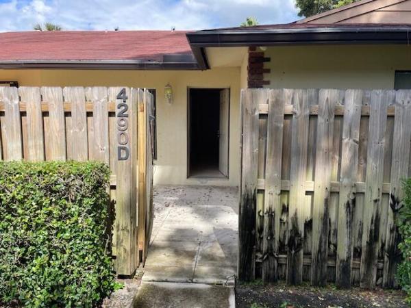 Westchester Townhouses, 4290 Woodstock Dr #D, West Palm Beach, Florida 33409, image 1