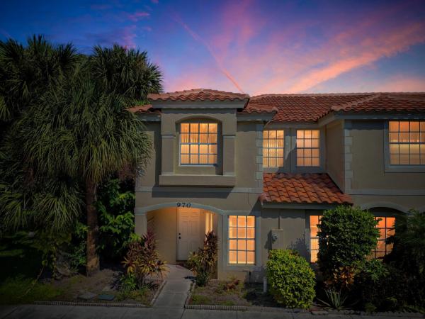 Summit Lake, 970 Summit Lake Dr, West Palm Beach, Florida 33406, image 1