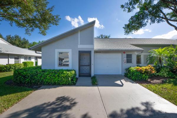 Parklane At Whisper Walk, 8624 Sunbird Pl, Boca Raton, Florida 33496, image 1