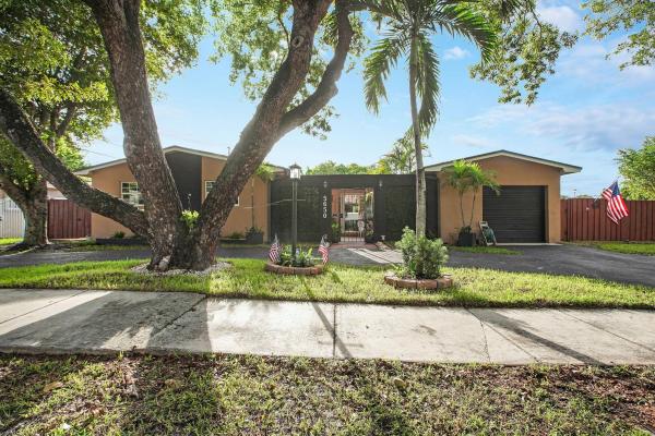5650 SW 91st Ave, Miami, Florida 33173, image 1