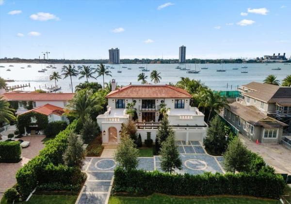 Bello Lido, 1260 N Lake Way, Palm Beach, Florida 33480, image 1