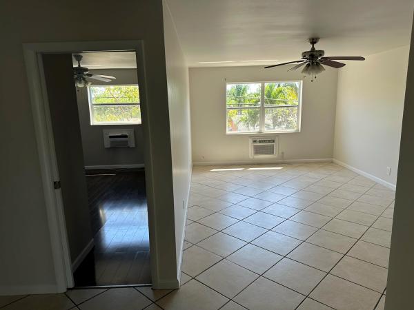 Haven House, 1480 E Sample Rd #207, Pompano Beach, Florida 33064, image 1
