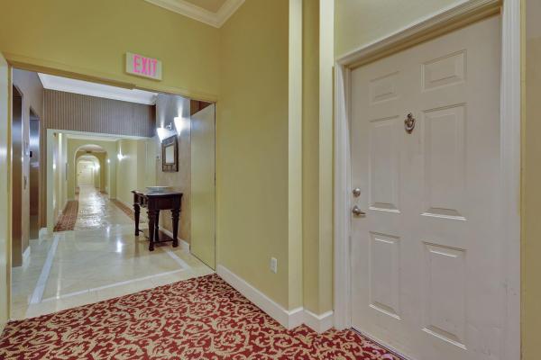 Montecito Palm Beach, 616 Clearwater Park Rd #Lp06, West Palm Beach, Florida 33401, image 1