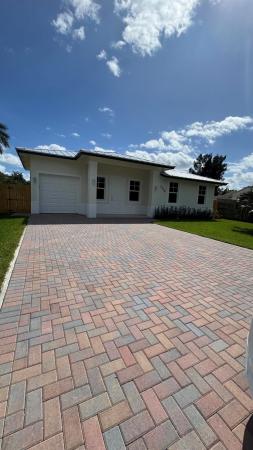Lakewood Gardens, 3798 Coconut Rd, Palm Springs, Florida 33461, image 1