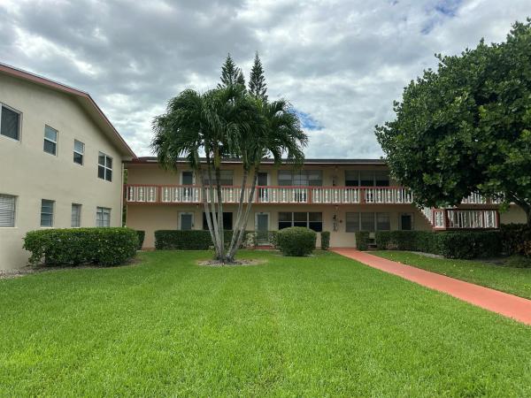 193 Chatham J, West Palm Beach, Florida 33417, image 1