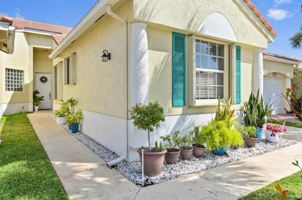 Floral Lakes, 6095 Caladium Rd, Delray Beach, Florida 33484, image 1