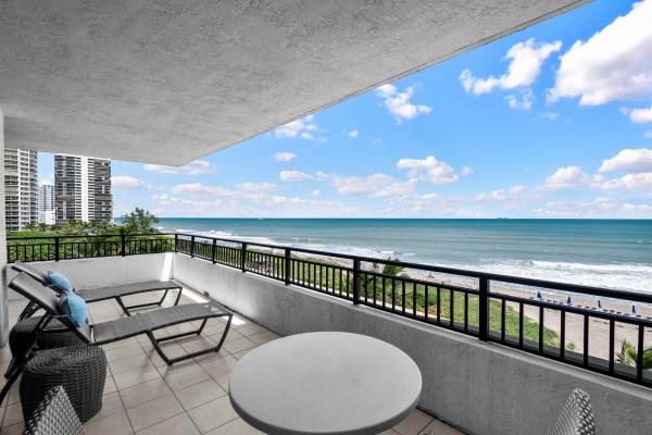Palm Beach Marriott Singer Island Beach Resort & Spa, 3800 N Ocean Dr #653, Riviera Beach, Florida 33404, image 1