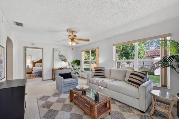 Florida Gardens, 142 W Palmetto Rd, Lake Worth, Florida 33467, image 2