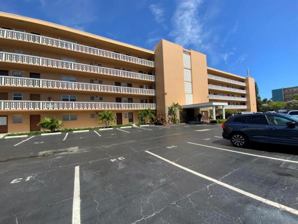 Meadowbrook Towers, 219 NE 14th Ave #407, Hallandale Beach, Florida 33009, image 1